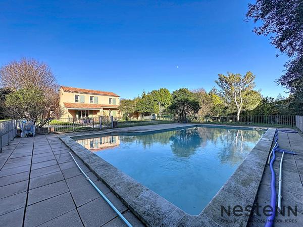 A vendre Villa 6 pièce(s) 175 m2 + Garage + Piscine et Dépendance