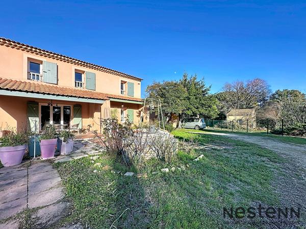 A vendre Villa 6 pièce(s) 175 m2 + Garage + Piscine et Dépendance