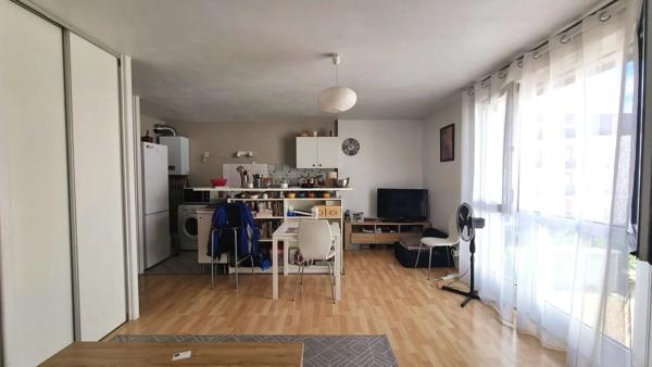 Vente                                                      Appartement
                        
                     1 pièces                      34 m2                     à Plaisir