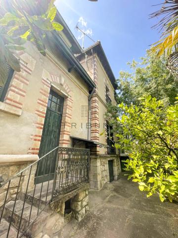 Maison 5 pièce(s) 3 chambre(s) 131.95 m²