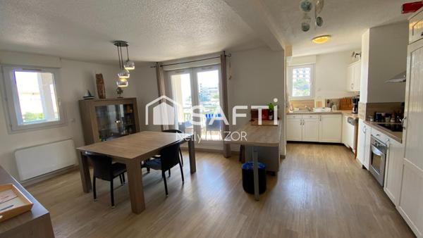 SUPERBE VUE SUR MARINA T5  AVEC LOGGIA ET PARKING