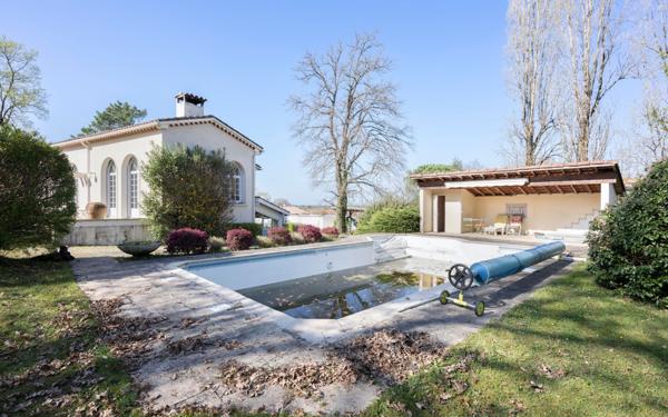 Maison à vendre    6 pièces •  Saint-Pierre-du-Mont