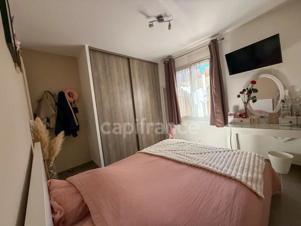 Maison R+1 de 100 m² avec piscine sur un terrain de 506 m² arboré et aménagé