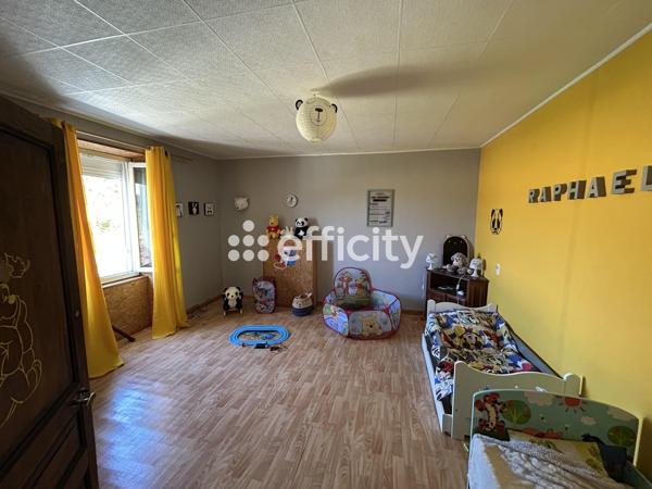 Maison 6 pièces - 209 m² Exclusivité efficity