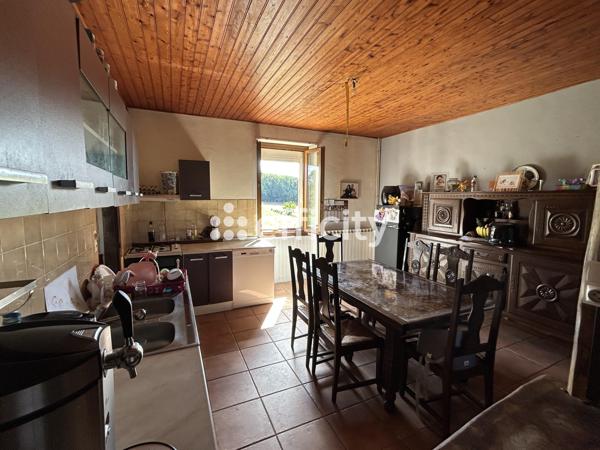 Maison 6 pièces - 209 m² Exclusivité efficity