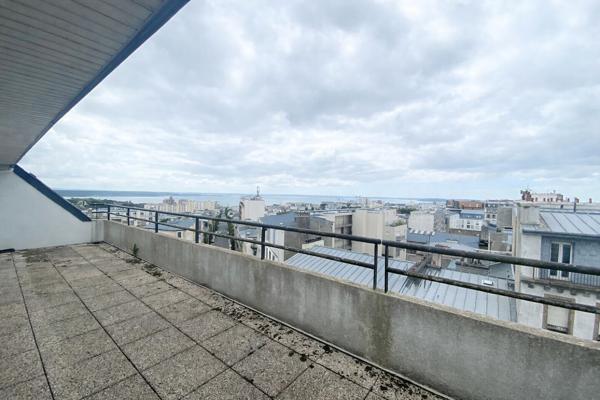 VUE RADE EXCEPTIONNELLE - MAGNIFIQUE DUPLEX DE 198M² . 4 Rue St Marc
