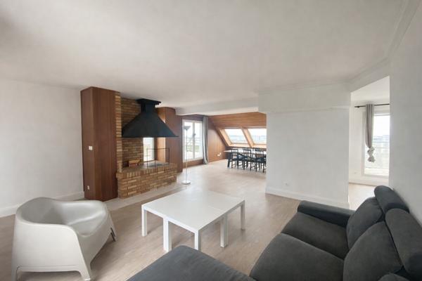 VUE RADE EXCEPTIONNELLE - MAGNIFIQUE DUPLEX DE 198M² . 4 Rue St Marc