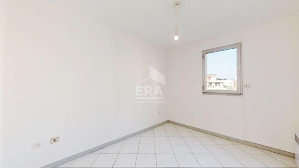 NICE OUEST - RAOUL DUFY : VASTE 4/5 PIÈCES TRAVERSANT AVEC 2 TERRASSES VUE DÉGAGÉE ET APERÇU MER