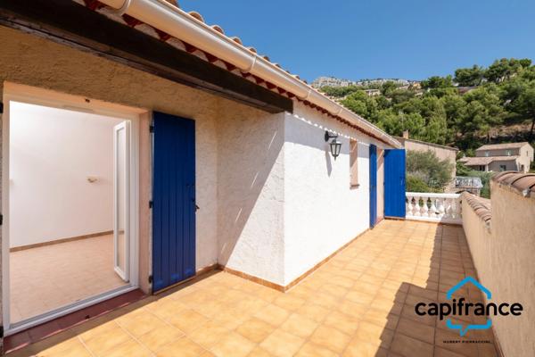 83 Toulon 4 chemins/le Baou, Villa 118m2 ( et plus de 35  m2 buanderie, annexe) vue mer calme 6 pieces 1053 m2