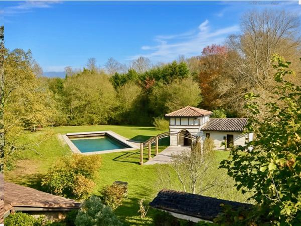 Propriete - 10 pièces - SAINT MARTIN DE SEIGNANX (40)