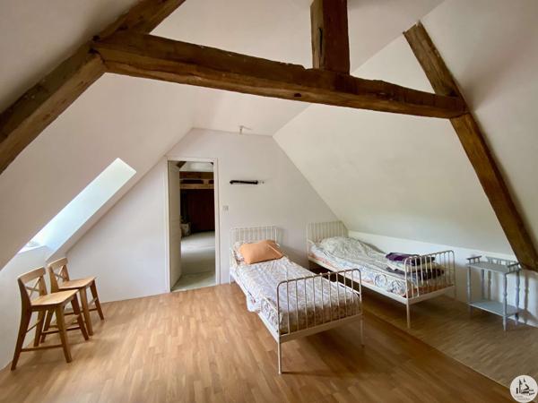 Magnifique maison, grande grange et piscine.