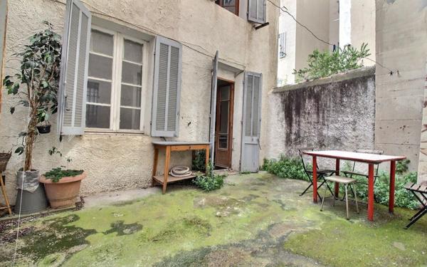Maison à vendre    4 pièces • 50 m2 Marseille 5