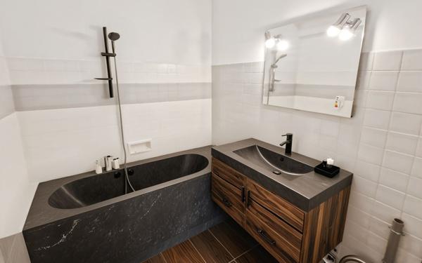 Appartement à vendre    2 pièces • 56,76 m2 Nice