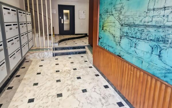 Appartement à vendre    2 pièces • 56,76 m2 Nice