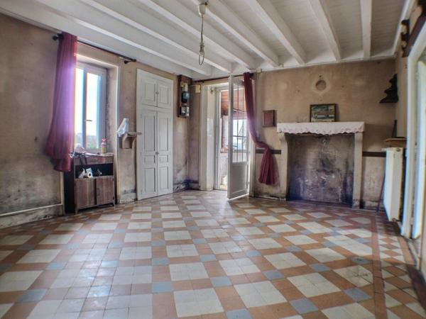 Maison à vendre    4 pièces •  Thury