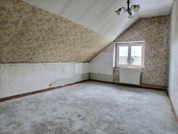 Maison à vendre    4 pièces •  Thury