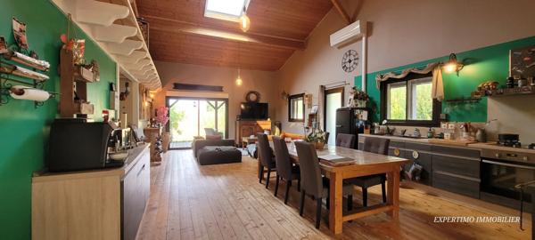 Jonzac (17500) Maison de 2011 d'une superficie de 151 m² habitable