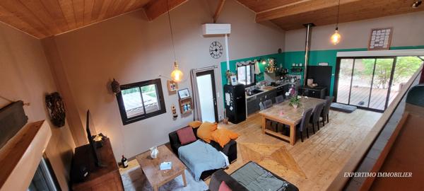 Jonzac (17500) Maison de 2011 d'une superficie de 151 m² habitable