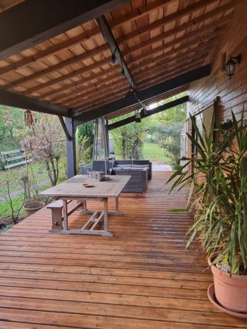 Jonzac (17500) Maison de 2011 d'une superficie de 151 m² habitable