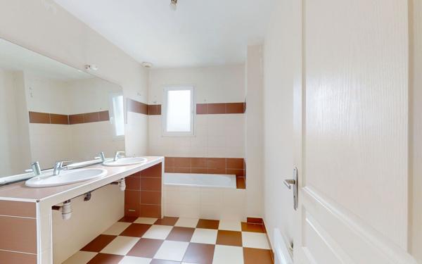 Maison à vendre    4 pièces • 95 m2 Villenave-d'Ornon