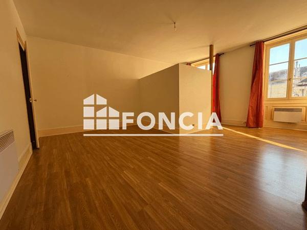 Location Studio 44.64 m² - 31 rue Claude Pouillet Besancon 25000