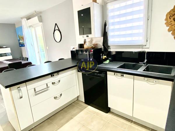 Vente maison Hourtin : 318 000 € - AJP Hourtin Immobilier