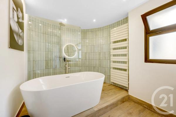 Maison à vendre  8 pièces - 238,80 m 2   CHATILLON  - 92
