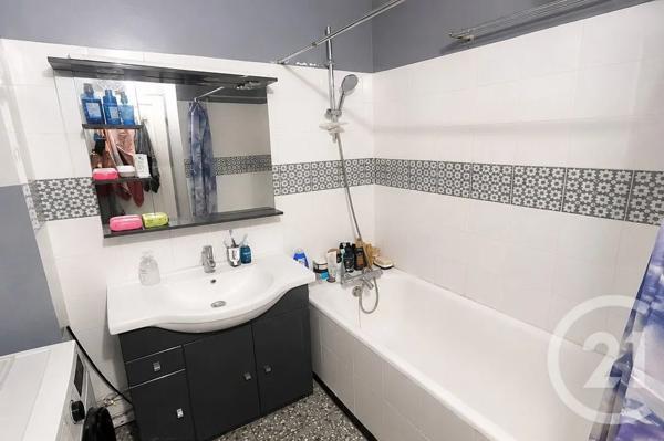 Appartement F4 à vendre  4 pièces - 74,68 m 2   MASSY  - 91