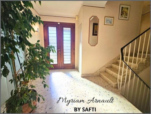 Maison grande propriété 5 chambres garage