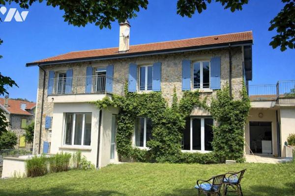 A SAISIR  : BAISSE DE PRIX IMPORTANTE  !!!! 5 chambres - garage - jardin