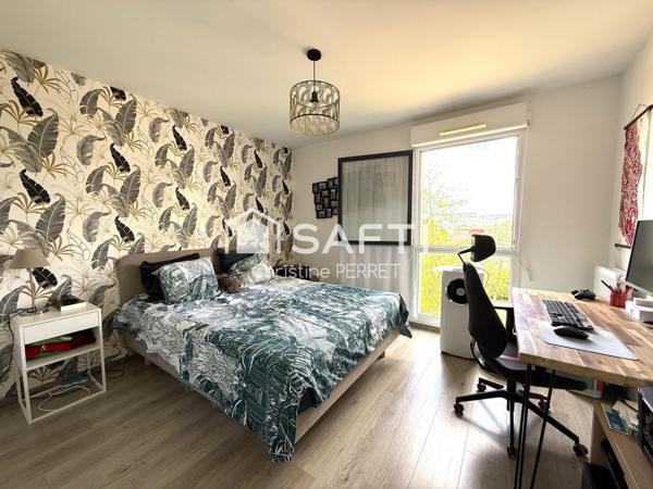 T3 lumineux dernier étage avec Loggia au calme sans vis à vis