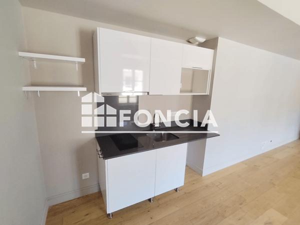 Location Appartement 2 pièces 49.34 m² - Hyeres 83400
