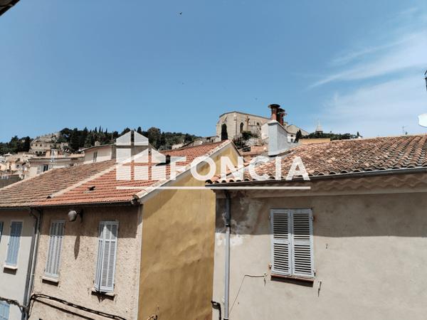 Location Appartement 2 pièces 49.34 m² - Hyeres 83400