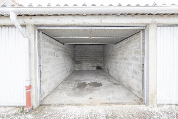 Parking à vendre  159 m2 VIGNEUX SUR SEINE - 91