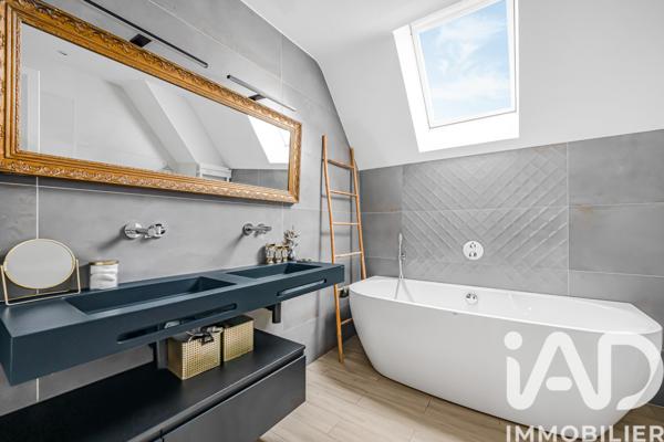 Maison à vendre 8 pièces 213 m² Versailles