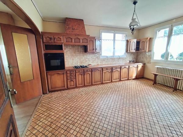 A VENDRE : Maison Néo Bretonne sur sous-sol, 3 chambres avec terrain et 2 garages- LAMBALLE ARMOR - LA POTERIE