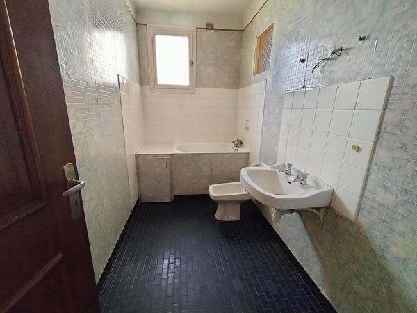 A VENDRE : Maison Néo Bretonne sur sous-sol, 3 chambres avec terrain et 2 garages- LAMBALLE ARMOR - LA POTERIE
