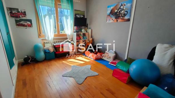 Maison 150 m² 8 pièces