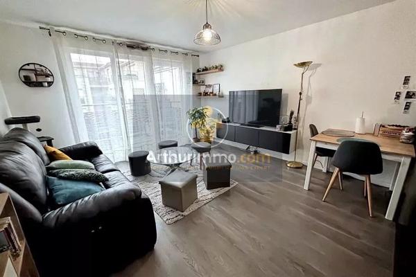 Vente Appartement 2 pièces 44 m2 à Brie-Comte-Robert