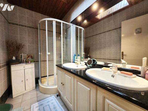 Saint Herblain Bourg - Maison 2 chambres garage jardin