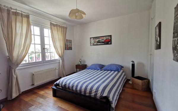 Maison à vendre    6 pièces • 191 m2 Périgny