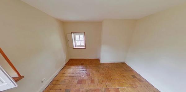 APPARTEMENT T3 A LOUER - LYON 9EME ARRONDISSEMENT Montessuy-Le Vergoin 69.02 m 2 870 € charges comprises par mois