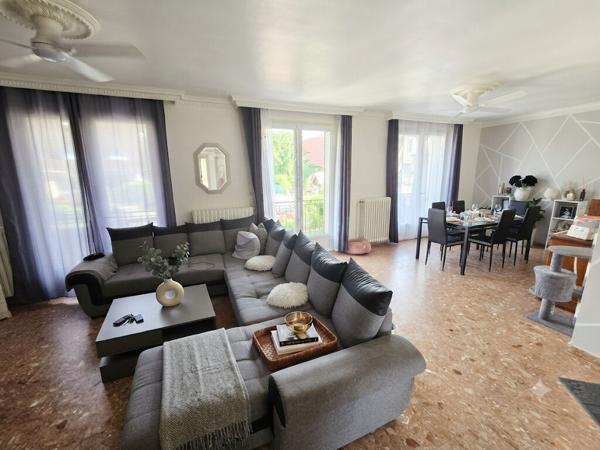 Le charme Authentique du Quartier des Cottages à Tremblay en France (Pavillon F7)