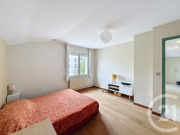 Appartement F3 à vendre  3 pièces - 81,98 m2 VILLARS LES DOMBES - 01