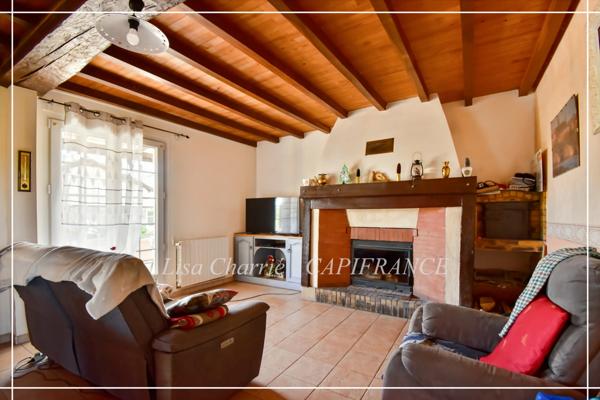 Propriété de charme à vendre 8 pièces proche de NOGARO (32) 240 m2 habitables implantée sur 9 HECTARES de terrain SANS VIS-A-VIS, CAMPAGNE GERSOISE