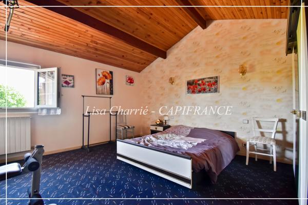 Propriété de charme à vendre 8 pièces proche de NOGARO (32) 240 m2 habitables implantée sur 9 HECTARES de terrain SANS VIS-A-VIS, CAMPAGNE GERSOISE