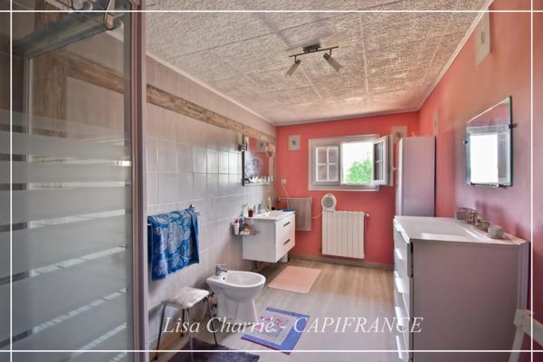 Propriété de charme à vendre 8 pièces proche de NOGARO (32) 240 m2 habitables implantée sur 9 HECTARES de terrain SANS VIS-A-VIS, CAMPAGNE GERSOISE