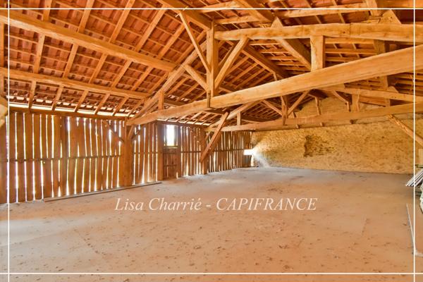 Propriété de charme à vendre 8 pièces proche de NOGARO (32) 240 m2 habitables implantée sur 9 HECTARES de terrain SANS VIS-A-VIS, CAMPAGNE GERSOISE