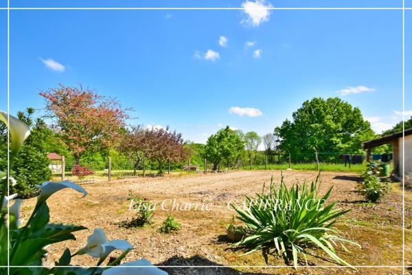 Propriété de charme à vendre 8 pièces proche de NOGARO (32) 240 m2 habitables implantée sur 9 HECTARES de terrain SANS VIS-A-VIS, CAMPAGNE GERSOISE