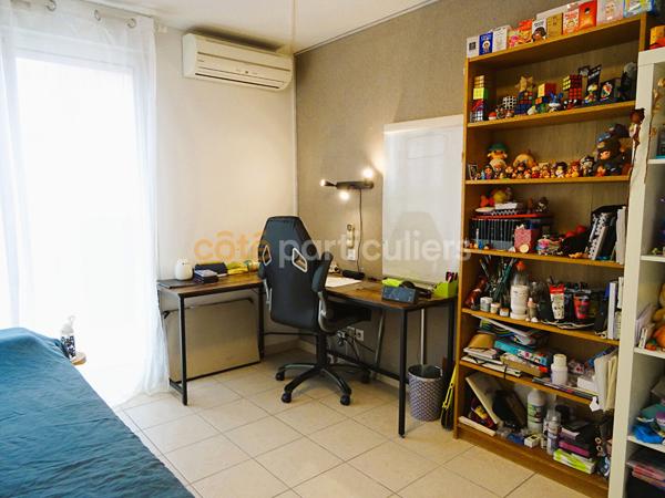 Vente
                Appartement155 m² - 6 Pièces -
                    LATTES (34970)